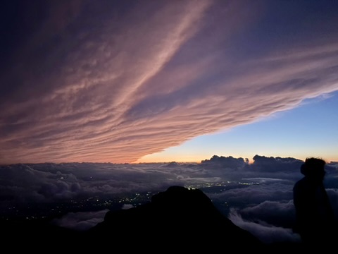 稜線からの夕焼け