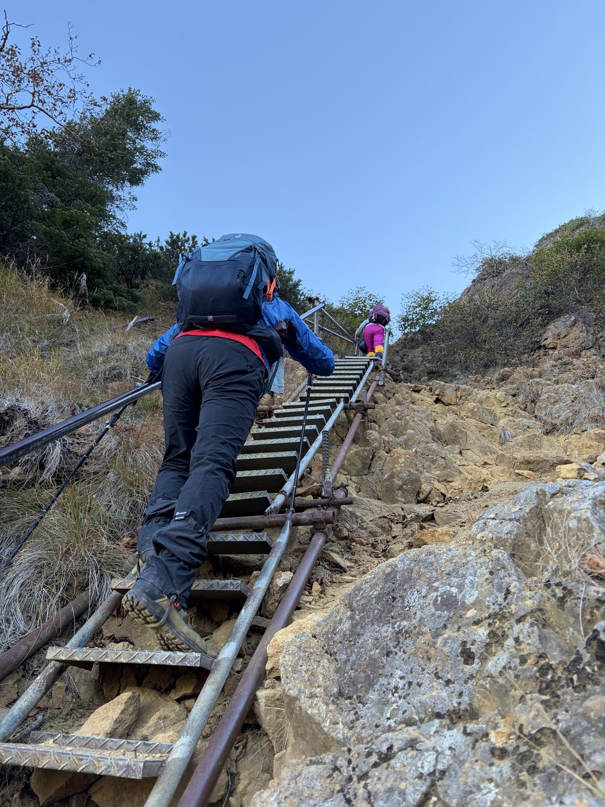 地蔵尾根のハシゴ